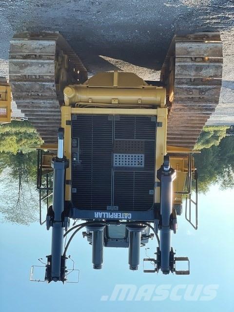 CAT D 10 T Верижни булдозери
