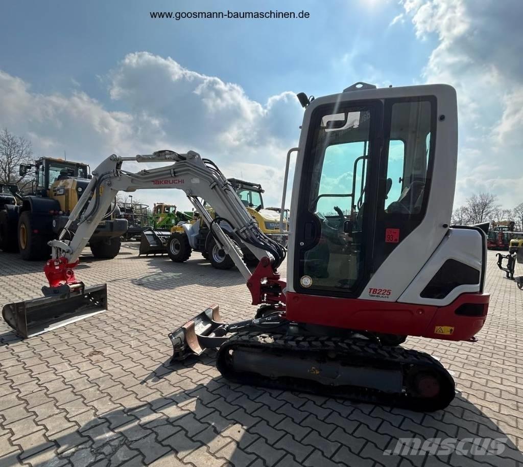 Takeuchi TB 225 Мини екскаватори < 7 т