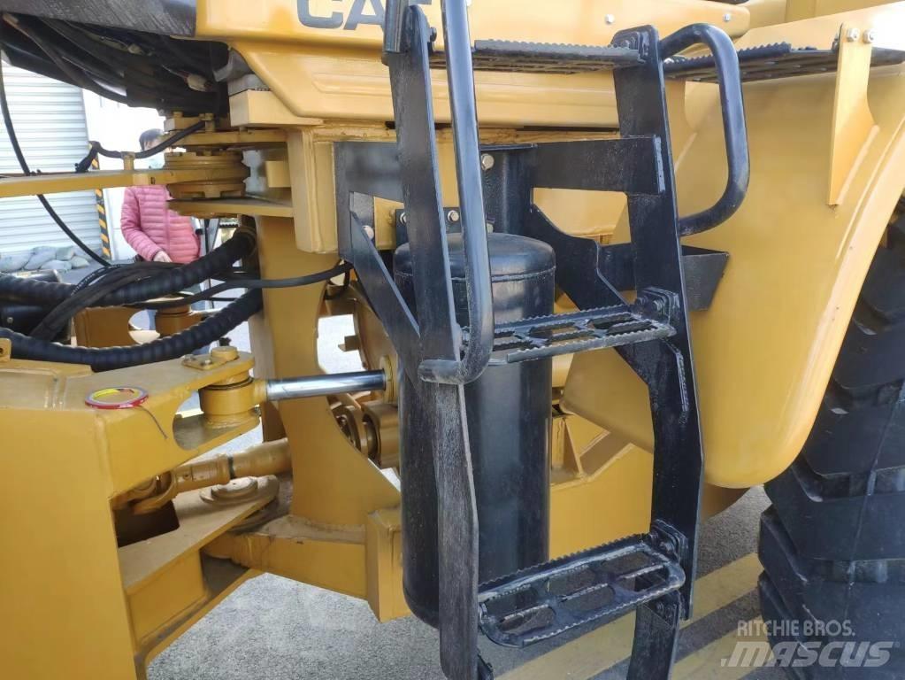 CAT 966 H Колесни товарачи