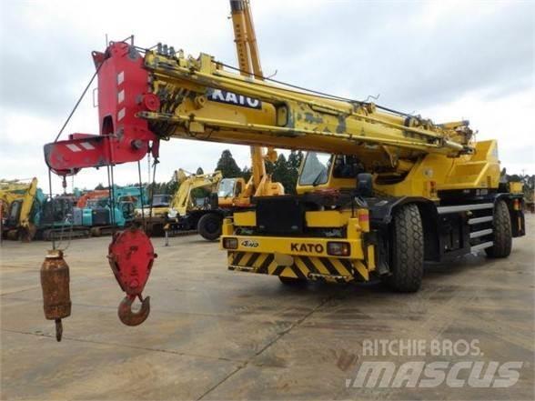Kato KR65H Кранове за тежък терен