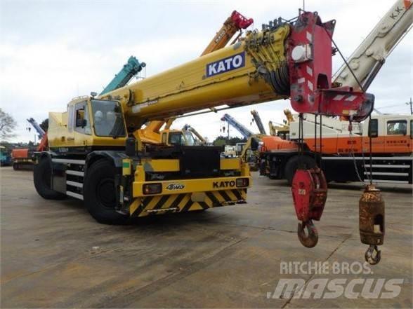 Kato KR65H Кранове за тежък терен