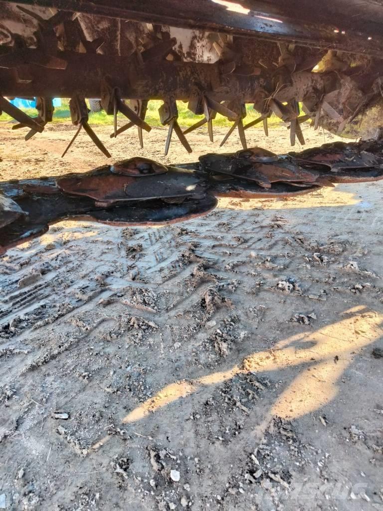 CLAAS DISCO 8200 T Кондиционери за косачки