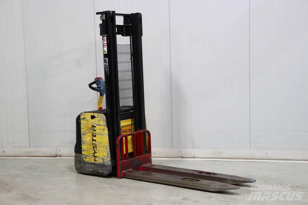 Hyster S1.4 Колички високоповдигачи с теглич