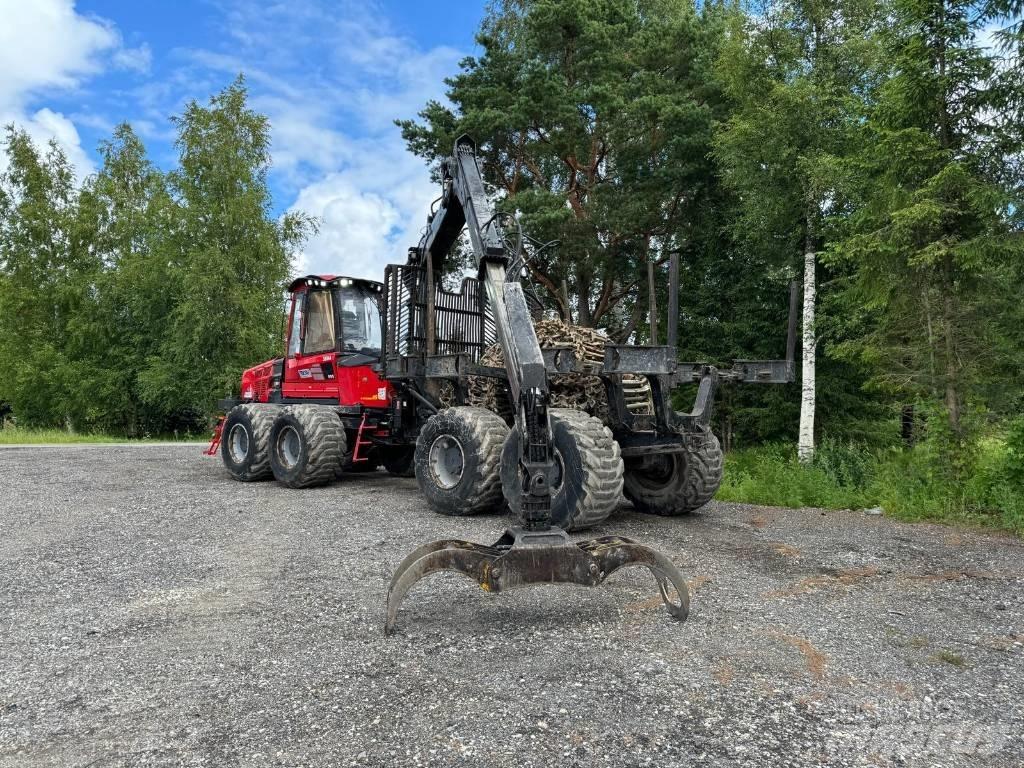 Komatsu 895 Форуардери