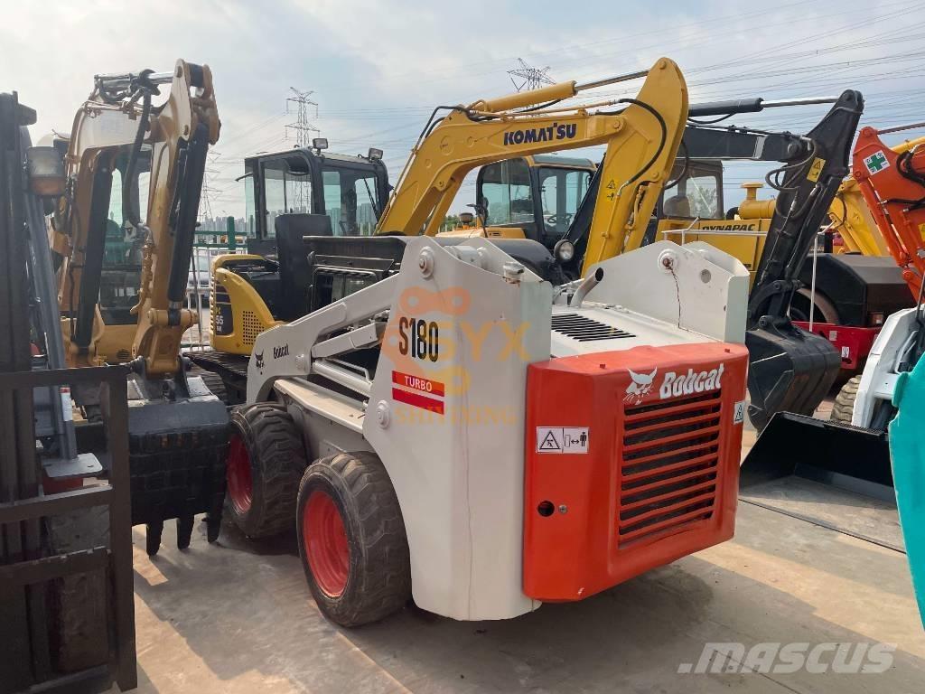 Bobcat S180 Мини товарачи
