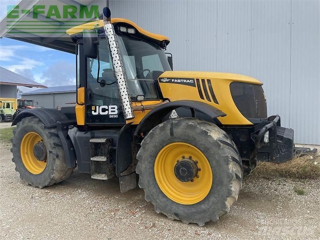 JCB fastrac 3230 Трактори