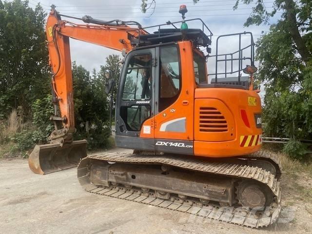 Doosan DX 140 LCR-3 Верижен екскаватор