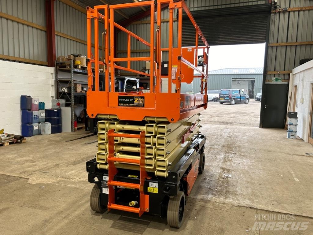 JLG 4045R Ножични работни платформи