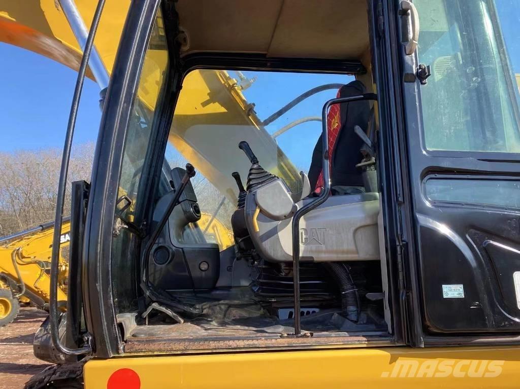 CAT 325D Верижен екскаватор