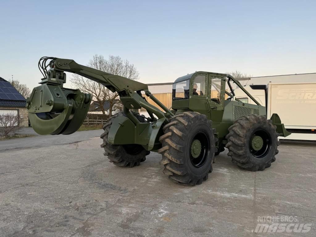 Clark Ranger 667C Скидери
