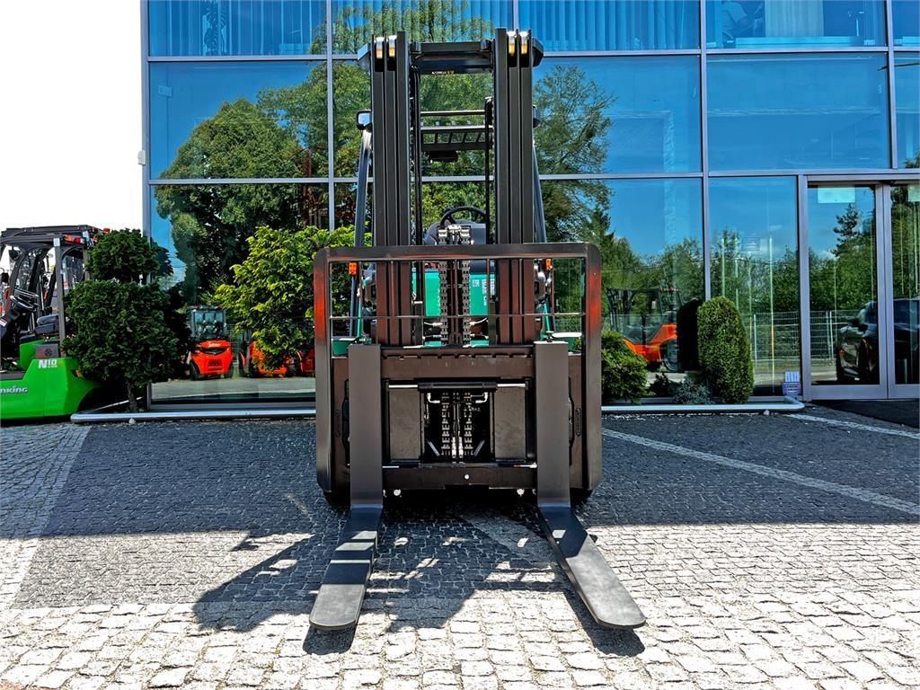 Mitsubishi FG55NT Камиони с АГУ