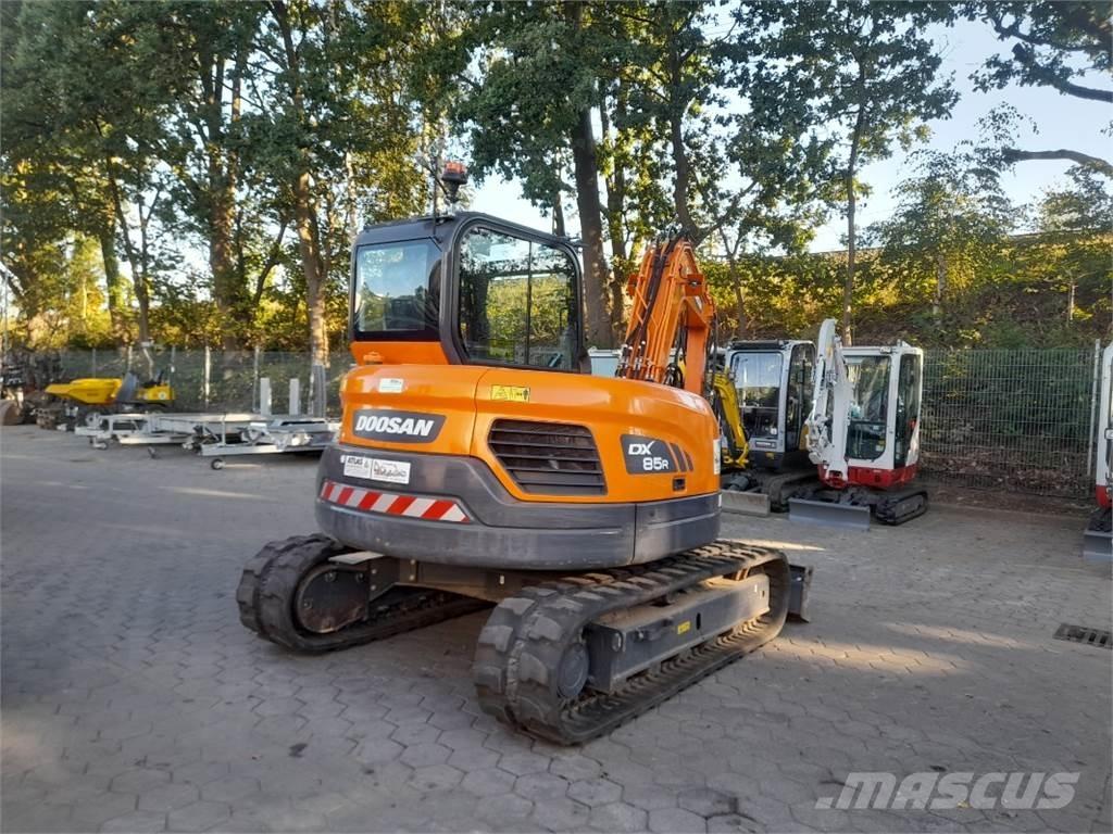 Doosan DX85R-3 Средни екскаватори 7т - 12т