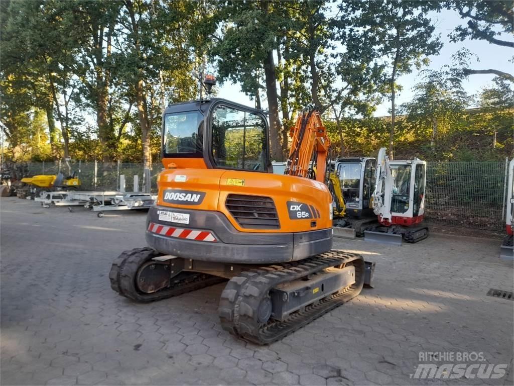 Doosan DX85R-3 Средни екскаватори 7т - 12т
