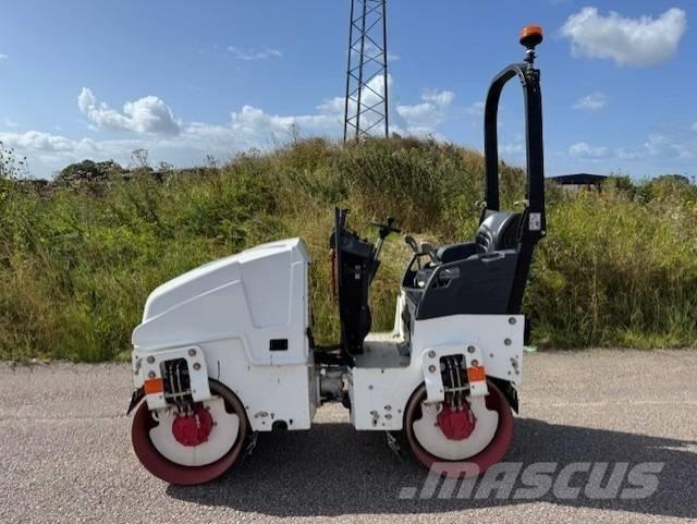 Bomag BW90 AD-5, Vält Двойни барабанни ролки
