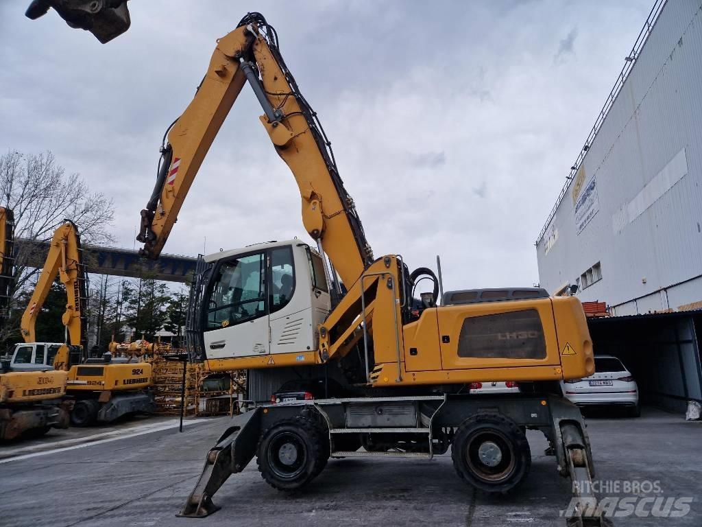 Liebherr LH 30 M Оператори на отпадъци/индустрия
