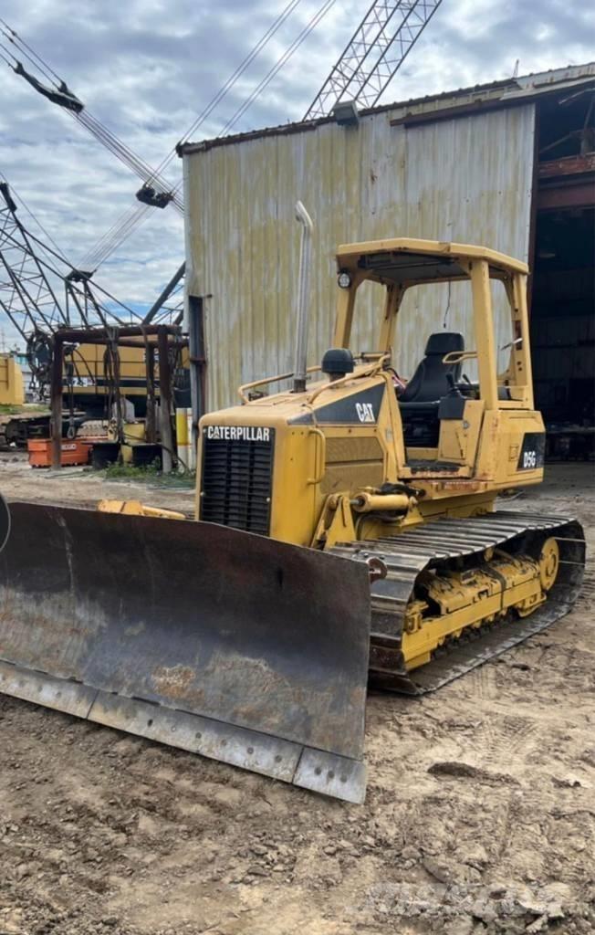 CAT D 5 G LGP Верижни булдозери
