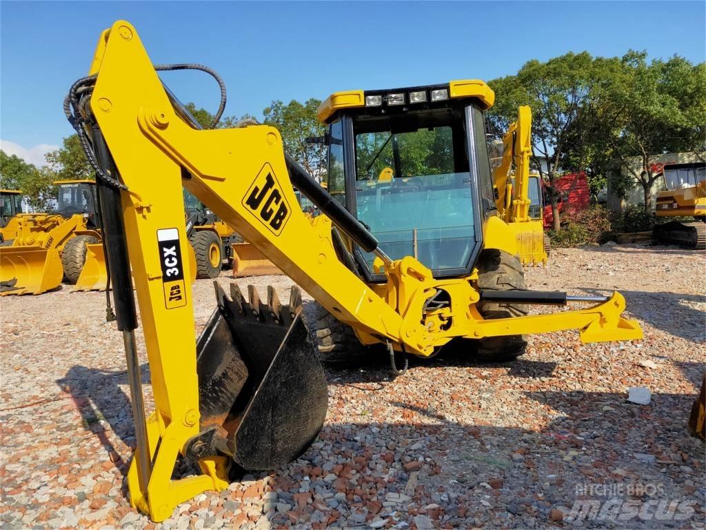 JCB 3 CX Товарач със заден ексватор