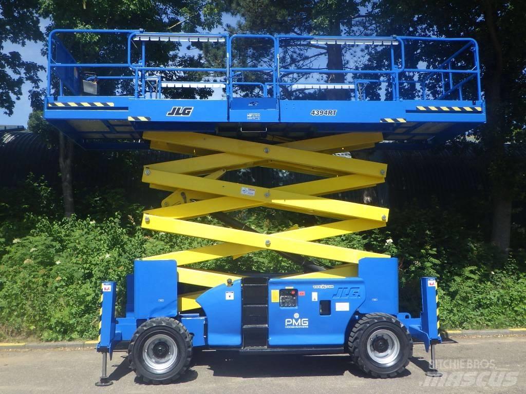 JLG 4394RT Ножични работни платформи