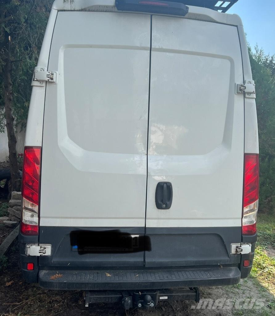 Iveco Daily 35S15 Ванове за доставки