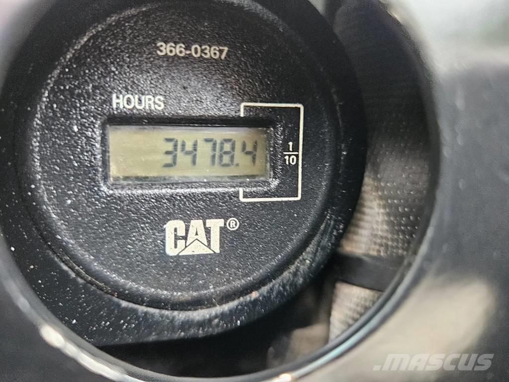 CAT 305 E2 Мини екскаватори < 7 т