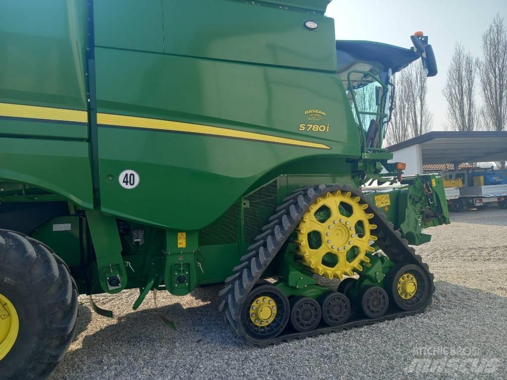 John Deere S 780i Комбайни
