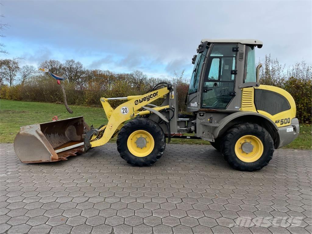 Atlas AR500 Колесни товарачи