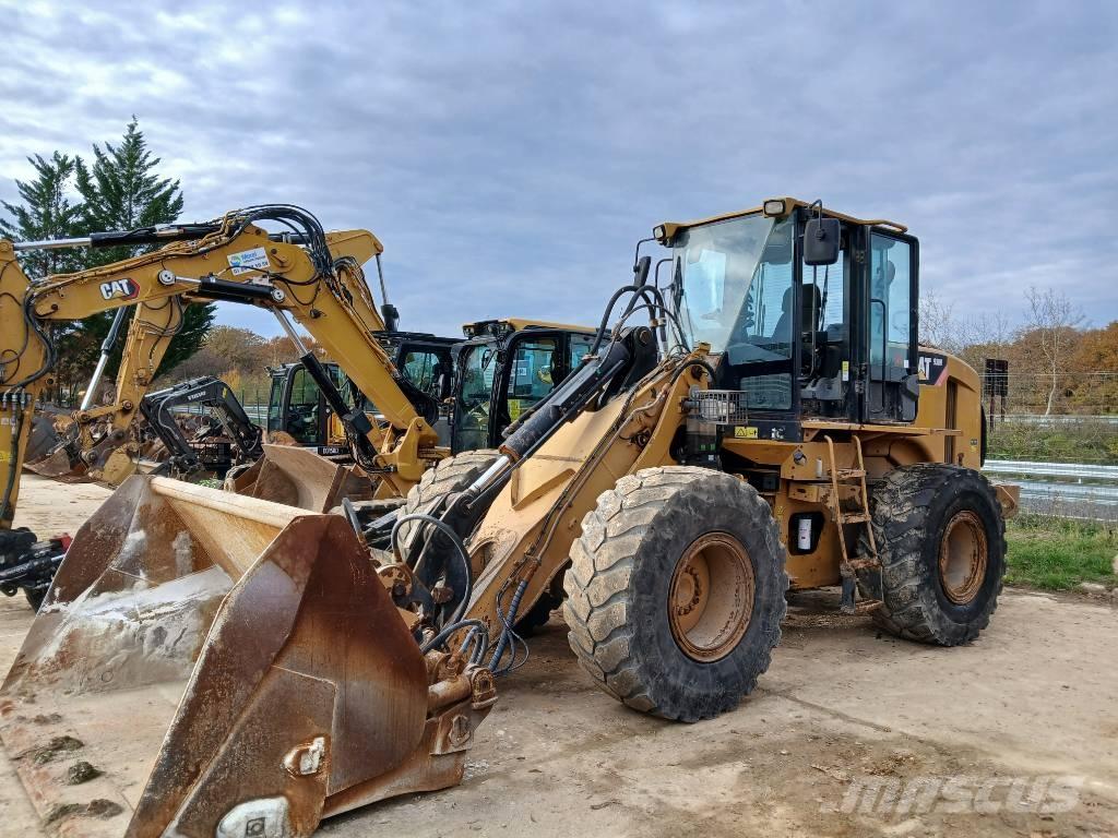 CAT 930 H Колесни товарачи