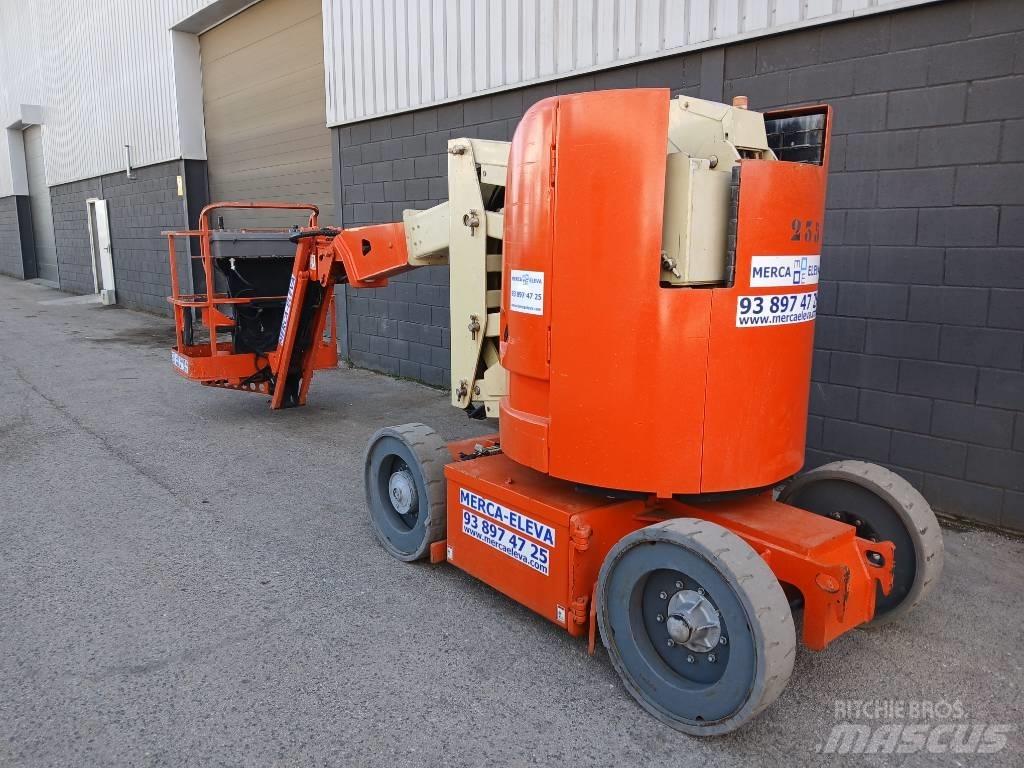 JLG E300AJP Съчленени стрелови подемници