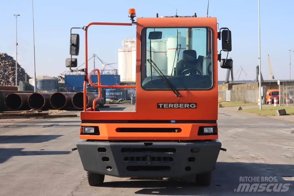 Terberg YT182 Терминални трактори