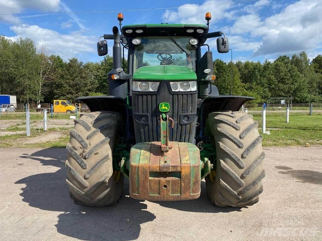 John Deere 7310R Трактори