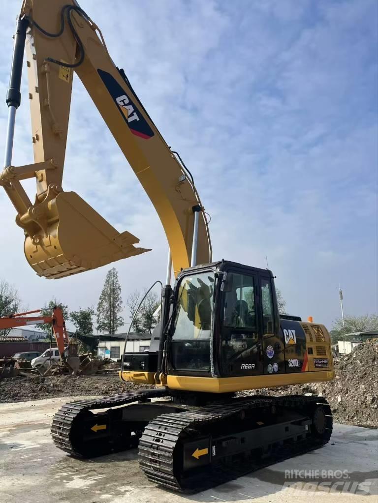 CAT 320 D Верижен екскаватор