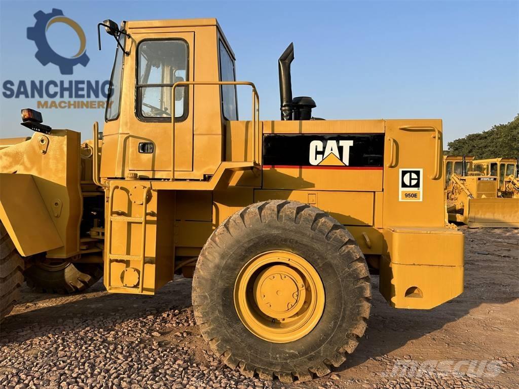 CAT 950 E Колесни товарачи