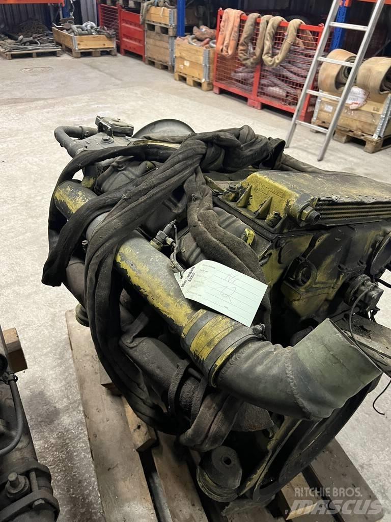 Deutz F6L413 Двигатели