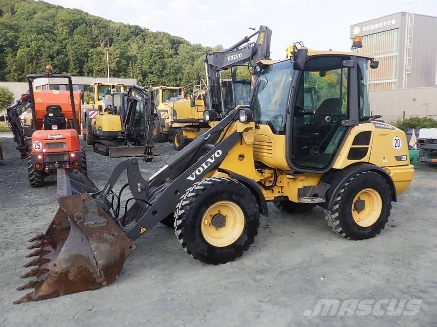 Volvo L 25 F Колесни товарачи