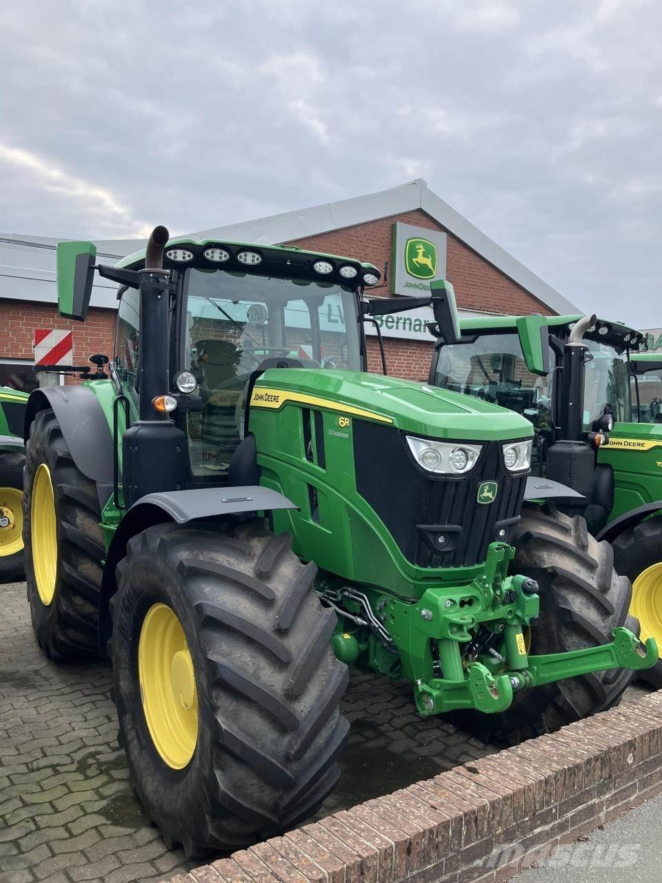 John Deere 6R 215 Трактори