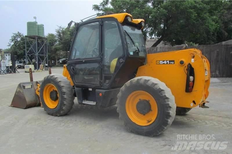 JCB 541-70 Други