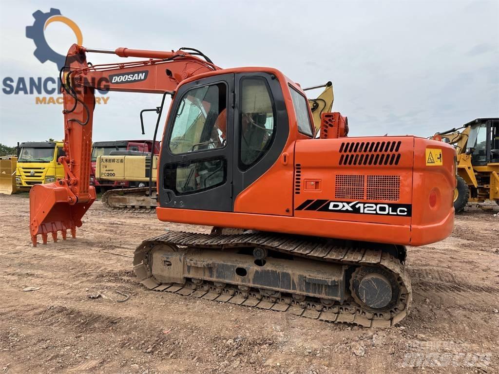 Doosan DX 120 Средни екскаватори 7т - 12т