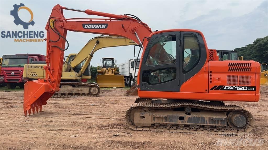 Doosan DX 120 Средни екскаватори 7т - 12т