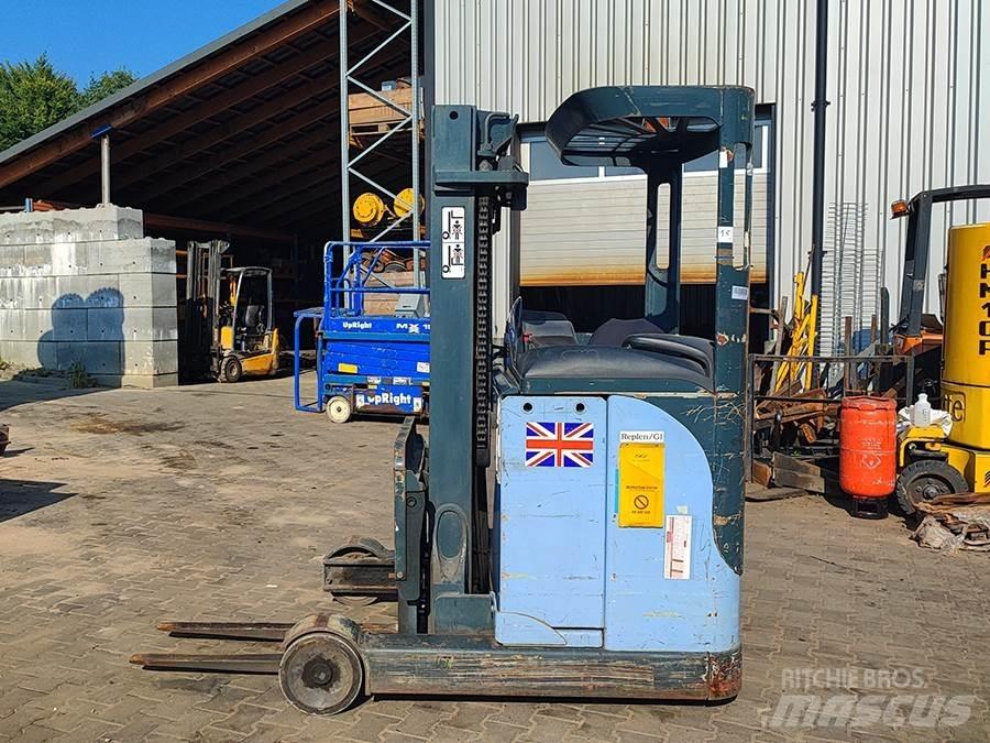 Linde R14 Ретрак/ Високоповдигач с изместване на вилката напред