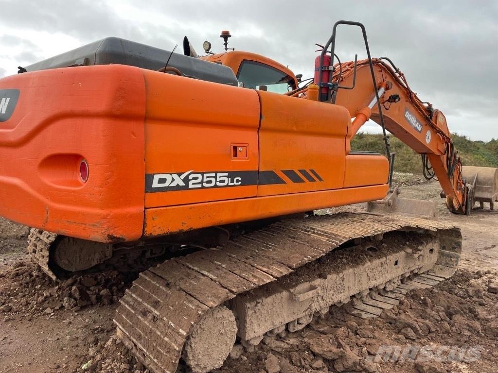 Doosan DX 255 LC Верижен екскаватор