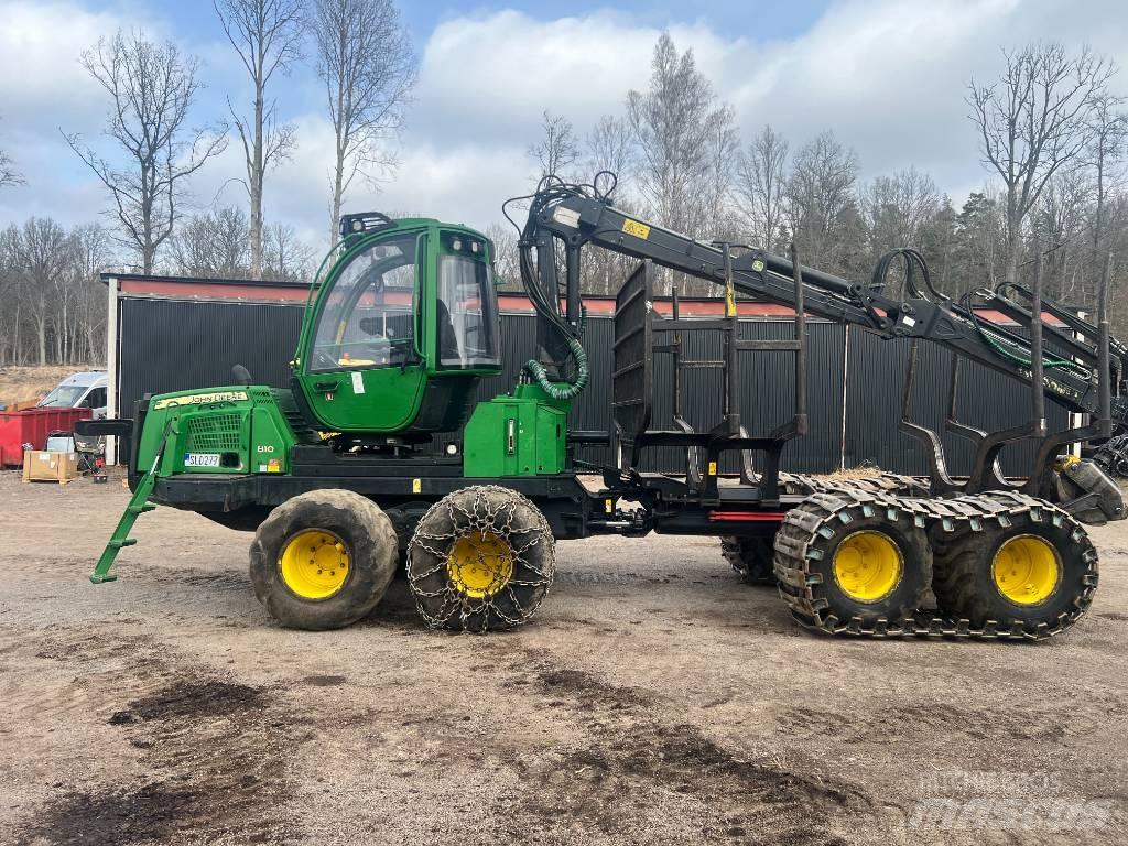 John Deere 810 E Форуардери