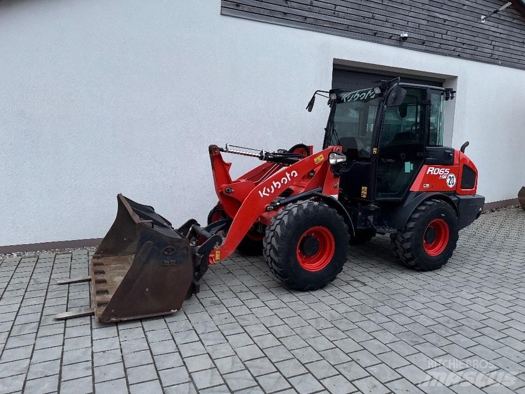 Kubota R 065 Колесни товарачи