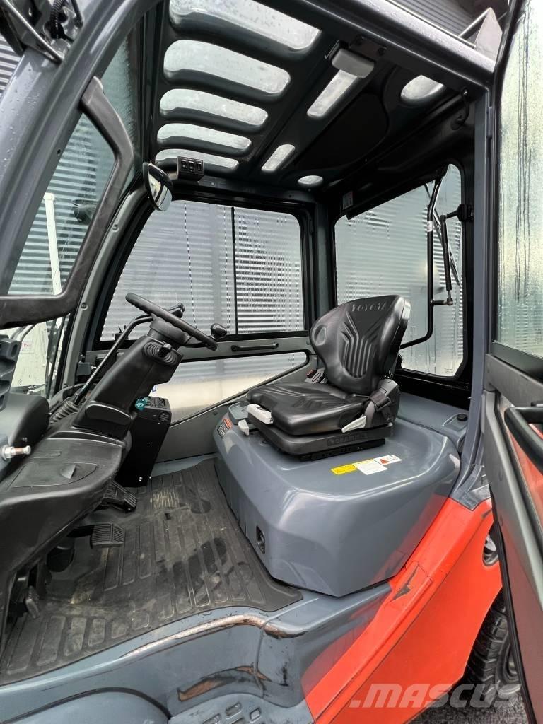 Toyota 52-8 FD JF 35 Дизелови камиони
