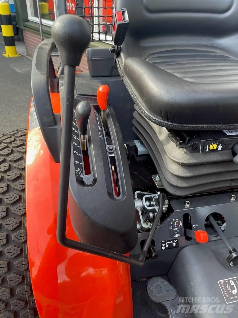 Kubota B2261 HDW Компактни трактори