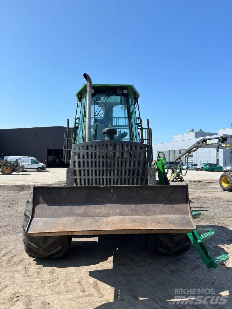 John Deere 1110D Форуардери