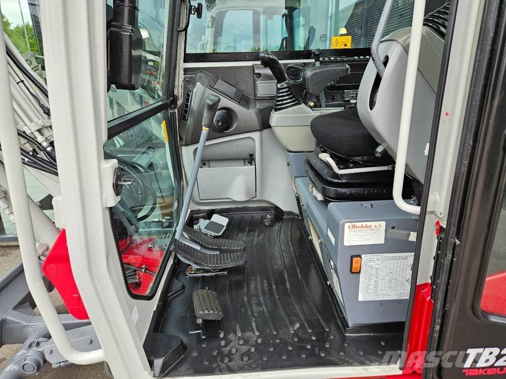 Takeuchi TB 230 Мини екскаватори < 7 т
