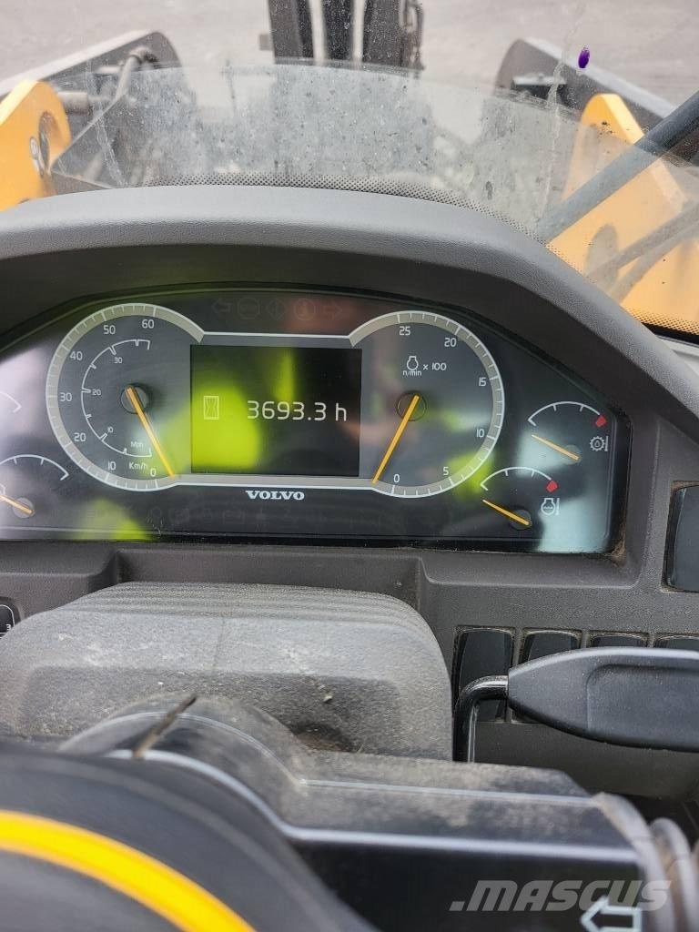 Volvo L 110 H Колесни товарачи