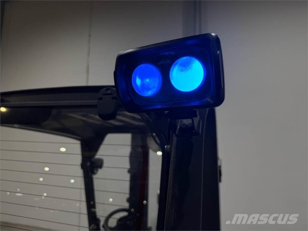 Linde E30L 01 Електрически вилични кари-повдигачи