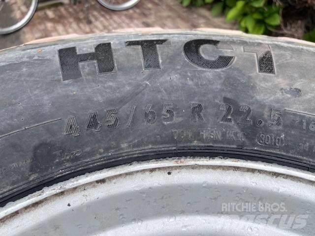 Continental HTC1 Гуми