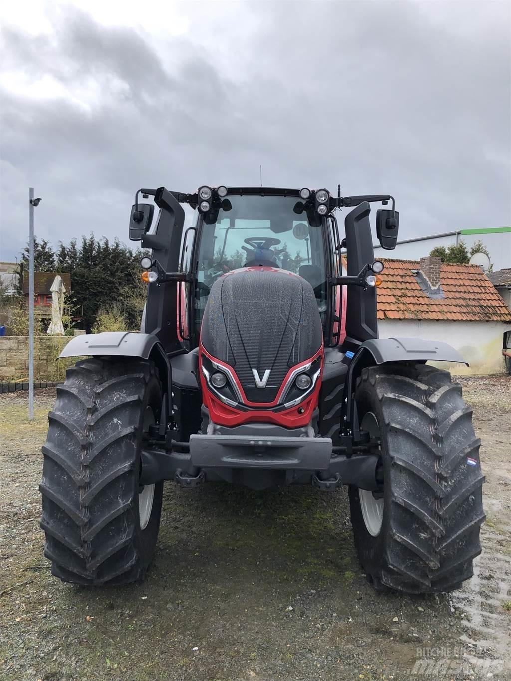 Valtra T175 EA Трактори